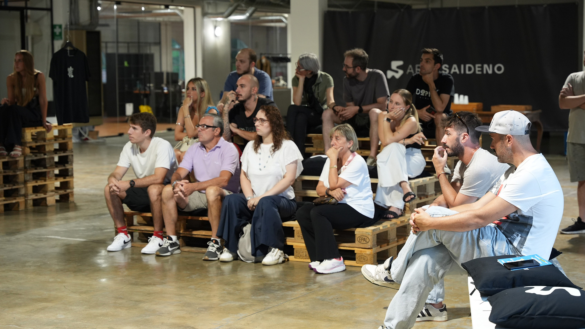 Open Space affittabile stile industriale vicino a MIlano